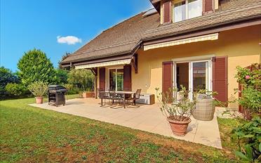 Bifamiliar house 5.5 rooms - image - 1