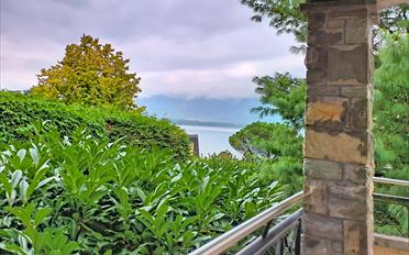 Villa - image - 1