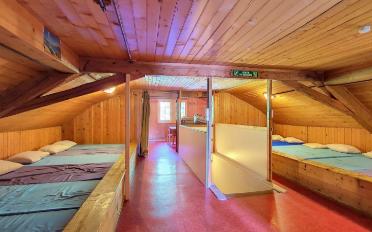 Chalet 15 pièces - image - 8
