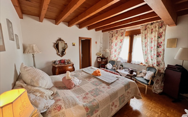 Maison 12 pièces - image - 2