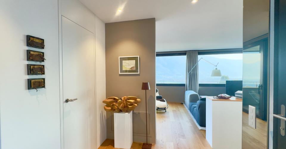 À SEULEMENT 2 KM DU CENTRE DE LUGANO - APPARTEMENT MODERNE AVEC VUE PANORAMIQUE