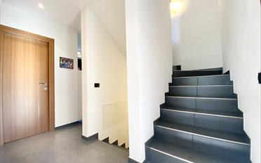 Villa 8.5 Zimmer - image - 5
