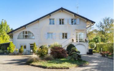 Wohngebäude 14 Zimmer - image - 1