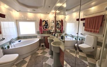 Villa 8 pièces - image - 27