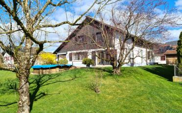Villa 6.5 pièces - image - 1