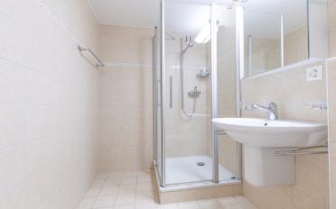 Apartment 4 rooms - image - 12