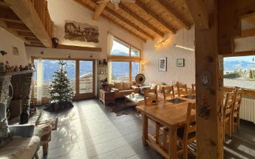 Chalet 7.5 pièces - image - 1