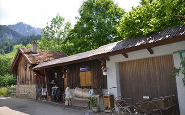 Single house - image - 1