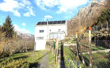 Einfamilienhaus 8.5 Zimmer - image - 1