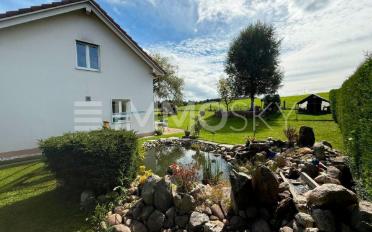 Villa 5.5 Zimmer - image - 1