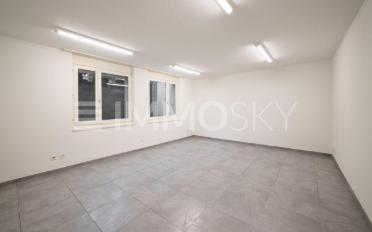 Büro 2.5 Zimmer - image - 1