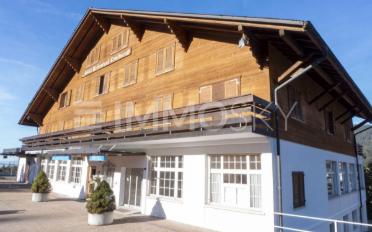 Hotel 28 rooms - image - 1