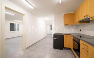 Bureau 2.5 pièces - image - 1