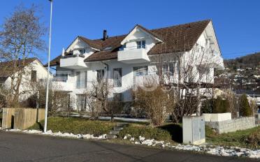 Dernier étage 2.5 pièces - image - 1