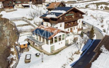 Residential building 13 rooms - image - 1