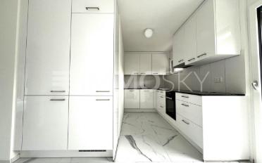 Residential building 8.5 rooms - image - 2