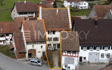 Einfamilienhaus 17.5 Zimmer - image - 1