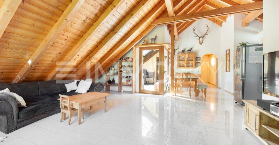 Alpiner Wohntraum mit Dachterrasse, Weitblick und Privatsphäre
