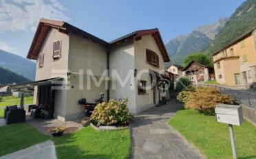 Einfamilienhaus 6.5 Zimmer - image - 1
