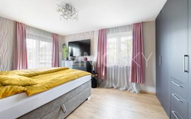 Einfamilienhaus 7.5 Zimmer - image - 3