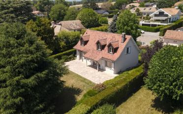 Villa - image - 2