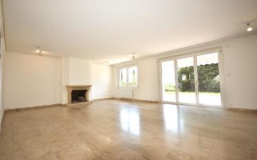 Villa - image - 3