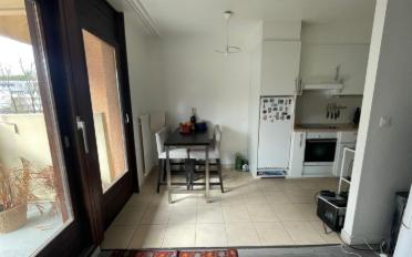 Apartment 4 rooms - image - 2