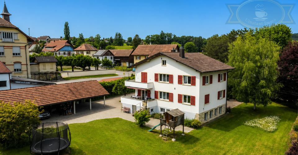 Maison de deux logements avec grande parcelle et pavillon aménageable