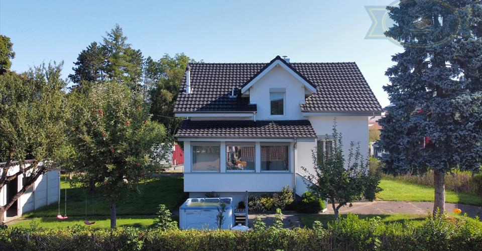 Maison individuelle de 5.5 pièces dans un quartier calme à Courgenay