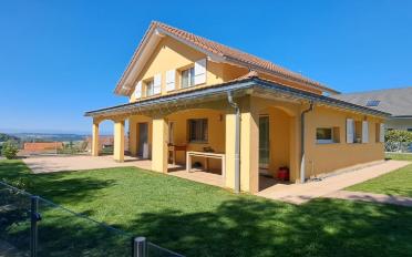 Villa 7.5 Zimmer - image - 1