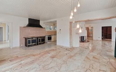 Single house 8 rooms - image - 8