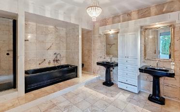 Single house 8 rooms - image - 13