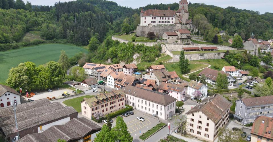 Lucens
