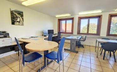 Office - image - 4