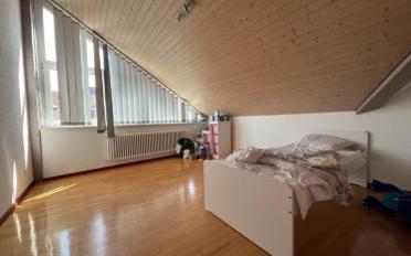 Attikawohnung 3.5 Zimmer - image - 1