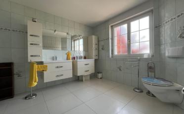 Villa 9.5 pièces - image - 8