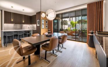 Apartment 6 rooms - image - 3