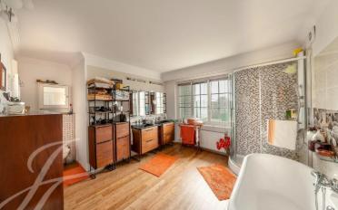 Single house 10 rooms - image - 8