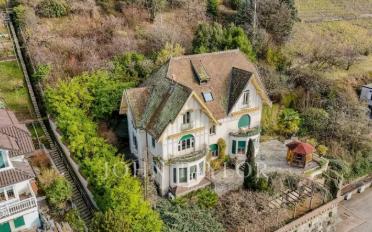Villa - image - 2