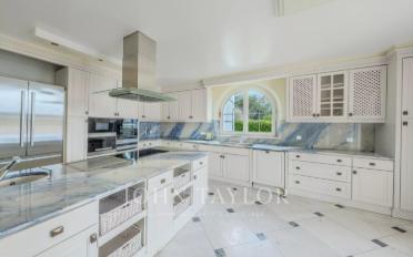 Villa 10 pièces - image - 12