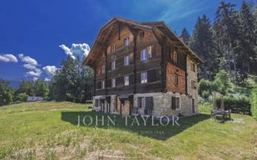 Single house 16 rooms - image - 1