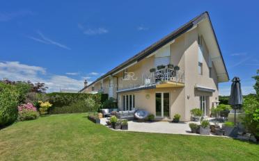 Villa - image - 3