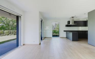 Single house 6 rooms - image - 2
