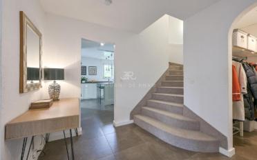 Villa - image - 8