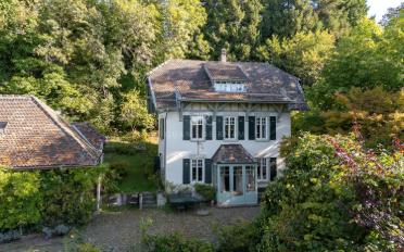 Single house - image - 3