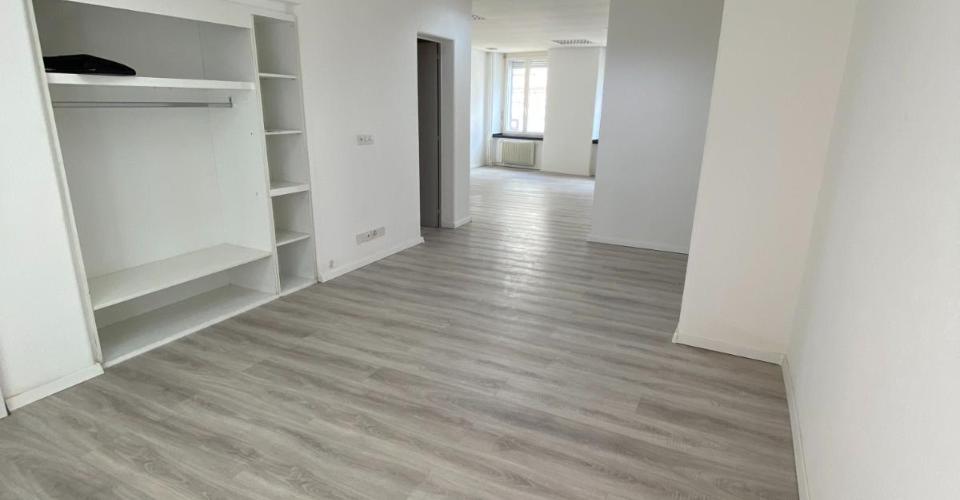 Très beaux bureaux / locaux commerciaux de 90 m2 à Delémont