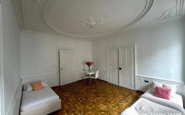 Apartment 5 rooms - image - 2