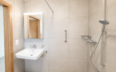 Apartment 4 rooms - image - 3