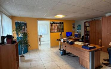 Immeuble mixte 3 pièces - image - 1