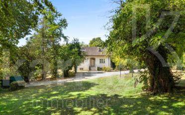 Single house 10 rooms - image - 1